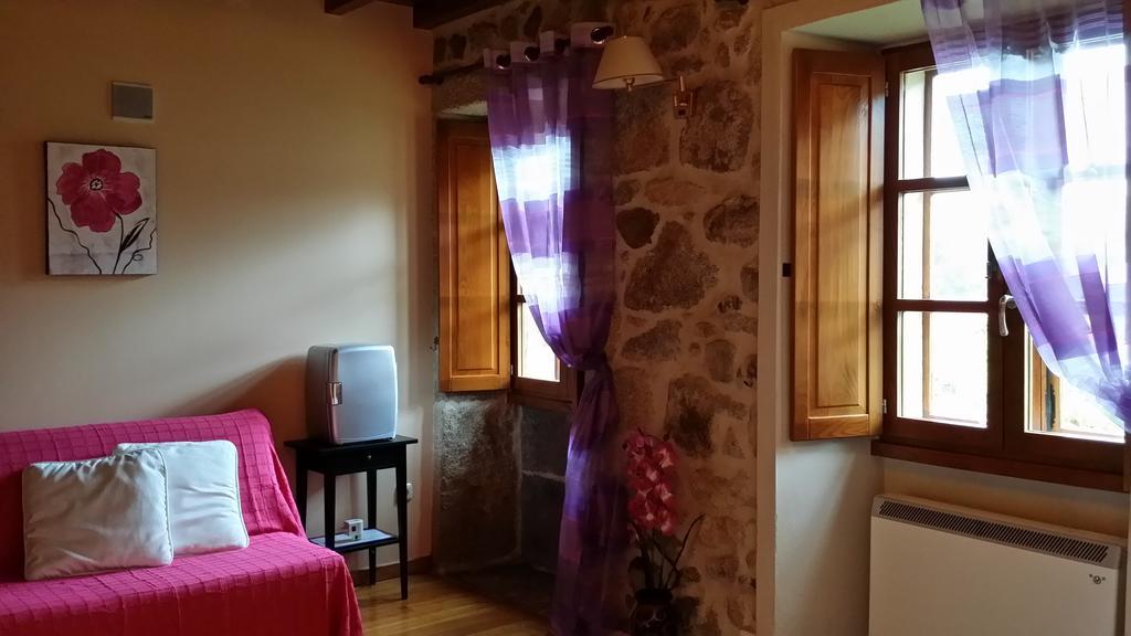 O Sisto Casa Rural Vella Da Rivera الغرفة الصورة